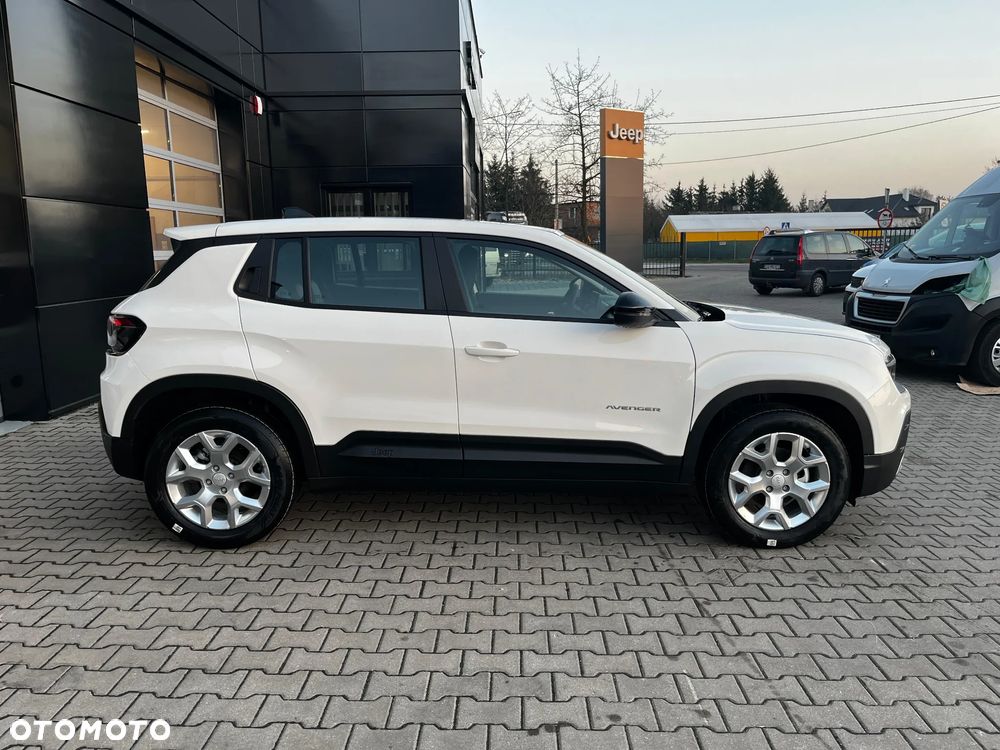 Jeep Avenger 1.2 GSE T3 Altitude FWD - 6