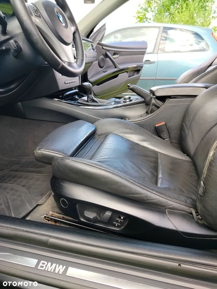 BMW Seria 3 320d - 24