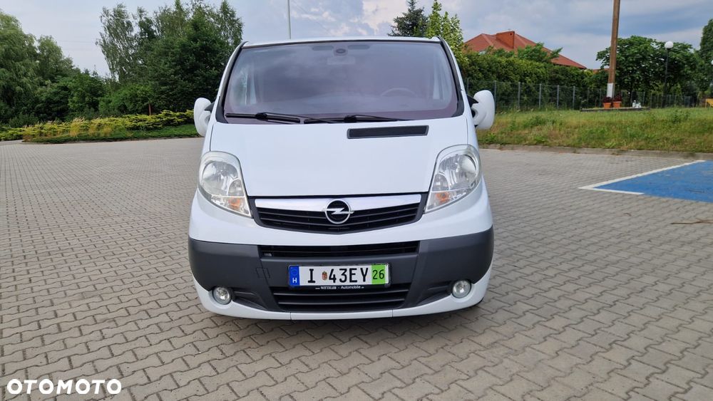 Opel Vivaro - 28