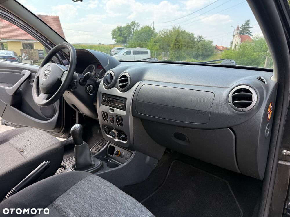 Dacia Duster 1.6 16V 4x2 Ambiance - 9