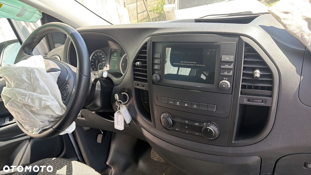 Mercedes-Benz Vito Tourer Kompakt SELECT - 23
