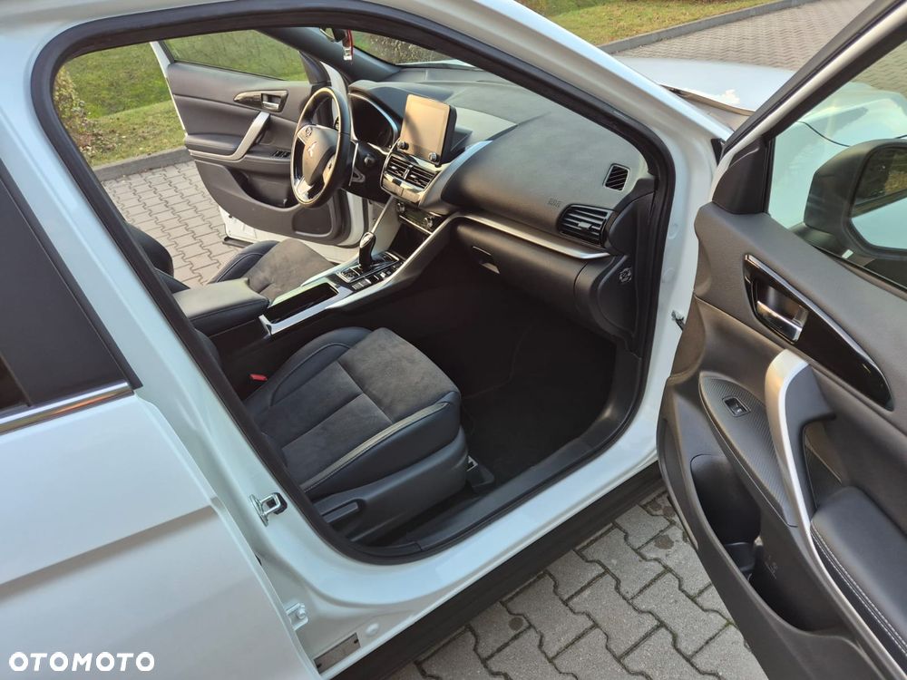 Mitsubishi Eclipse Cross 4WD Plus - 24