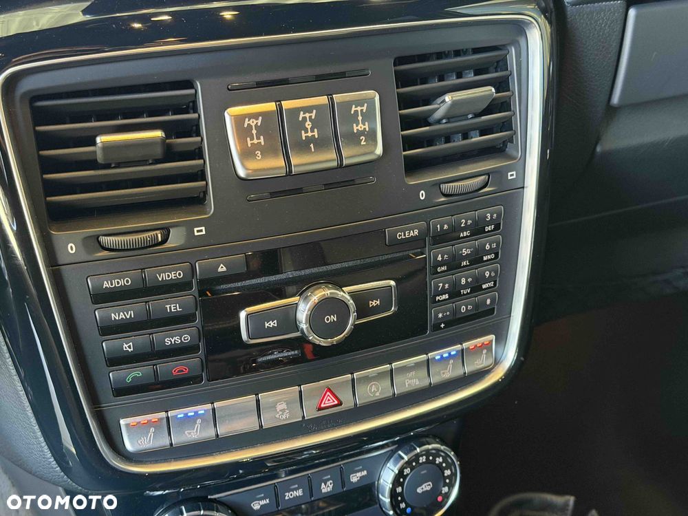 Mercedes-Benz Klasa G AMG 63 AMG SPEEDSHIFT 7G-TRONIC - 19