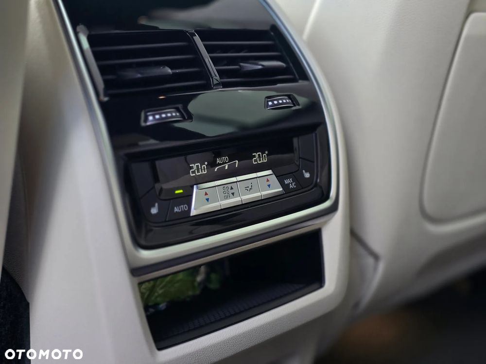 BMW X7 xDrive40d mHEV sport - 11