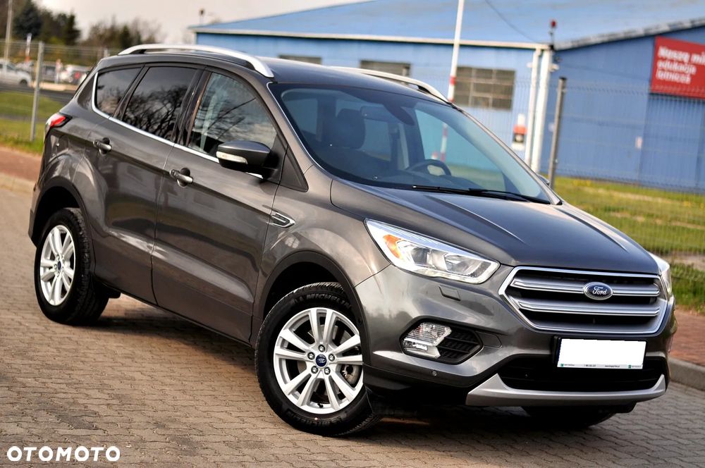 Ford Kuga - 2