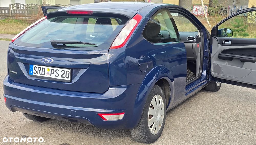 Ford Focus 1.4 16V Trend - 16