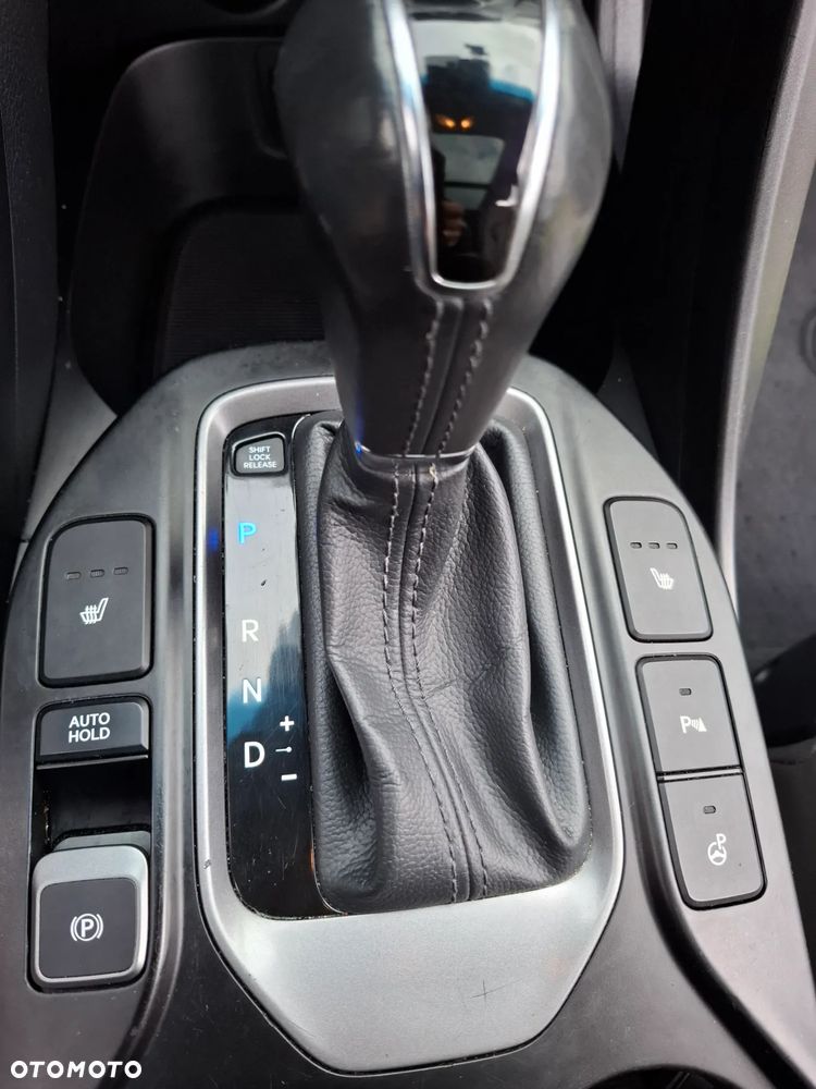 Hyundai Santa Fe 2.2 CRDi Executive - 17