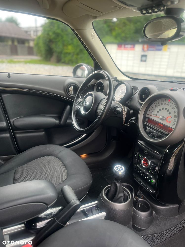 MINI Countryman One - 8