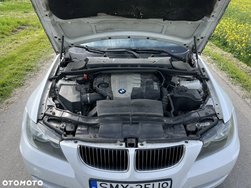 BMW Seria 3 320d - 16