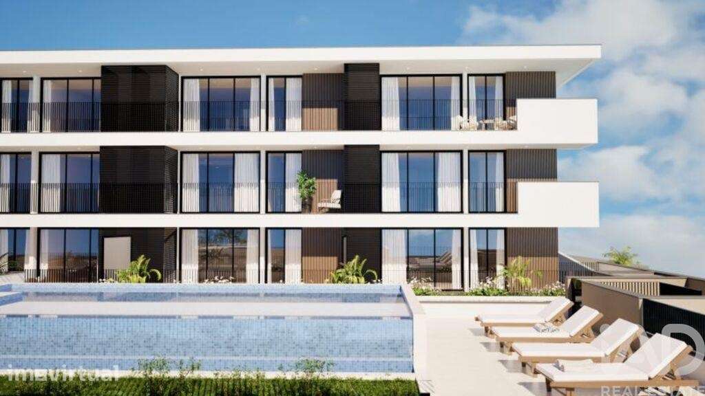 Apartamento T1 em Câmara de Lobos de 90,00 m2 - Grande imagem: 5/16