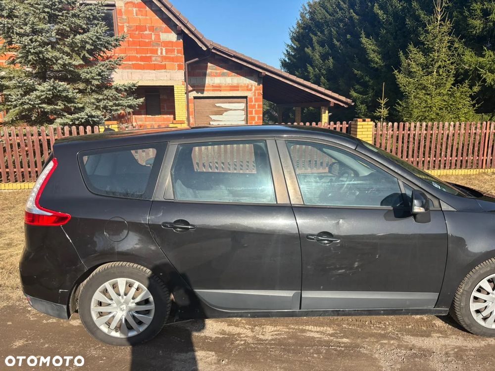 Renault Grand Scenic dCi 130 FAP Dynamique - 7