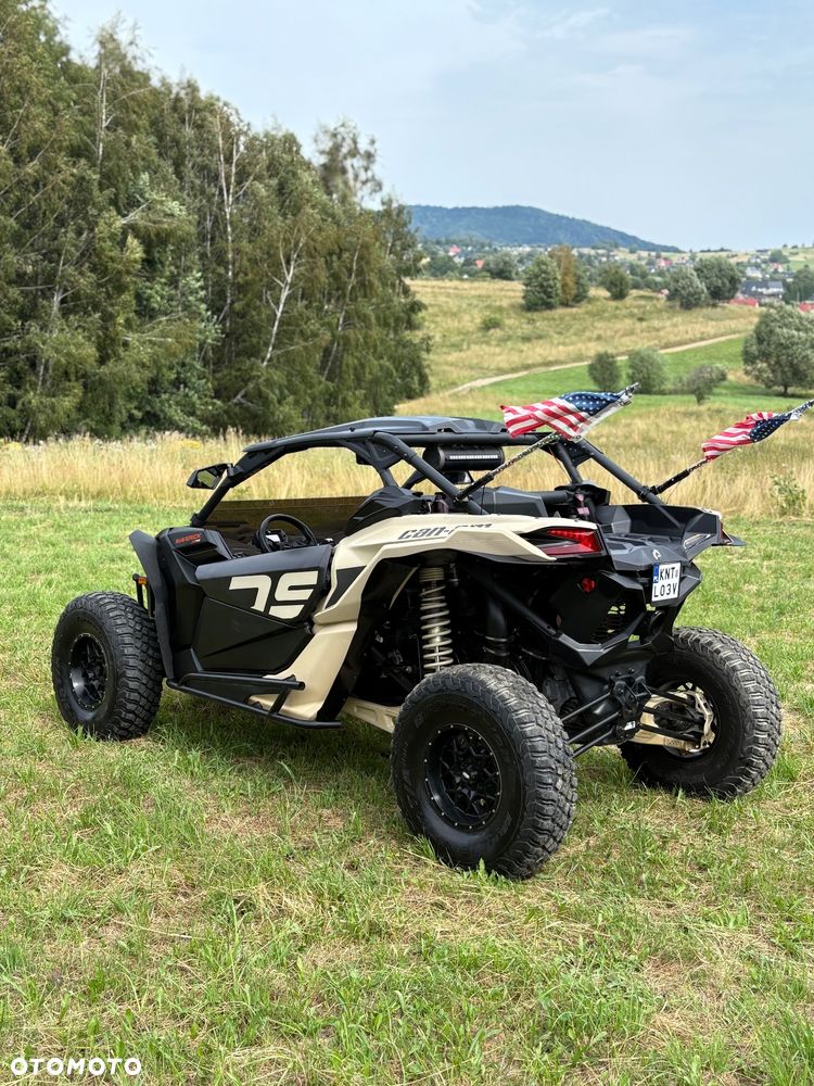 Can-Am Maverick - 9