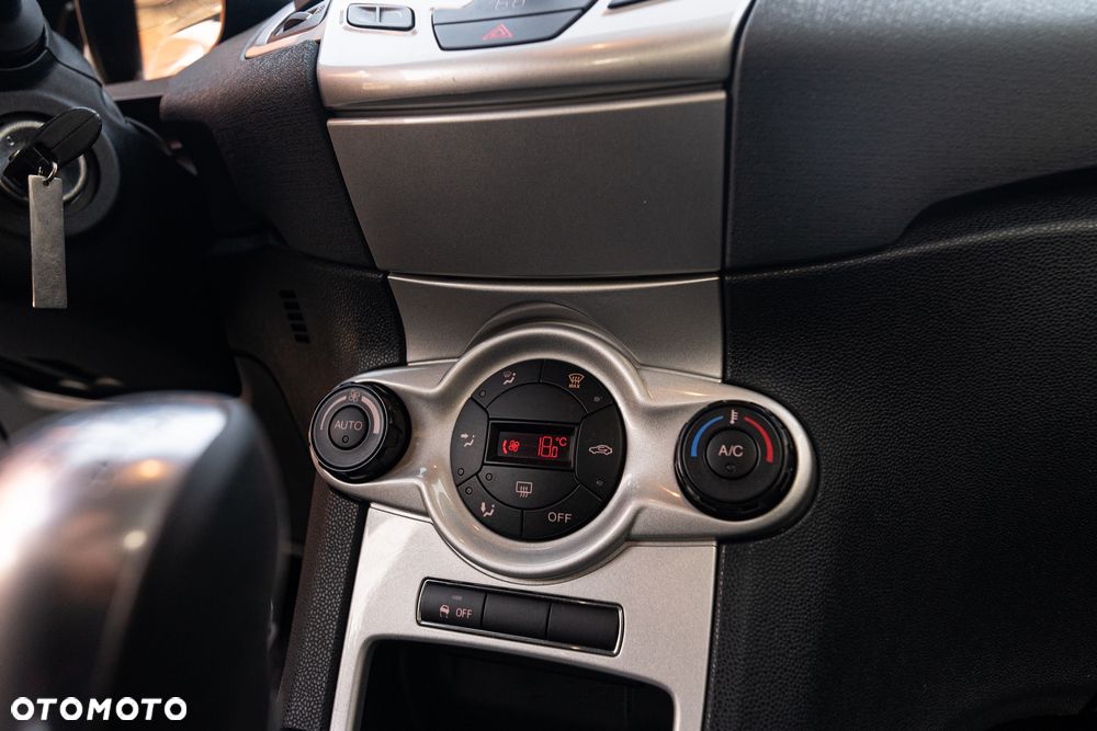 Ford Fiesta 1.6 Ti-VCT Sport S - 13