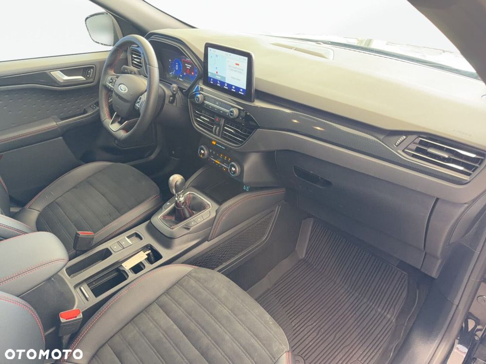 Ford Kuga - 20