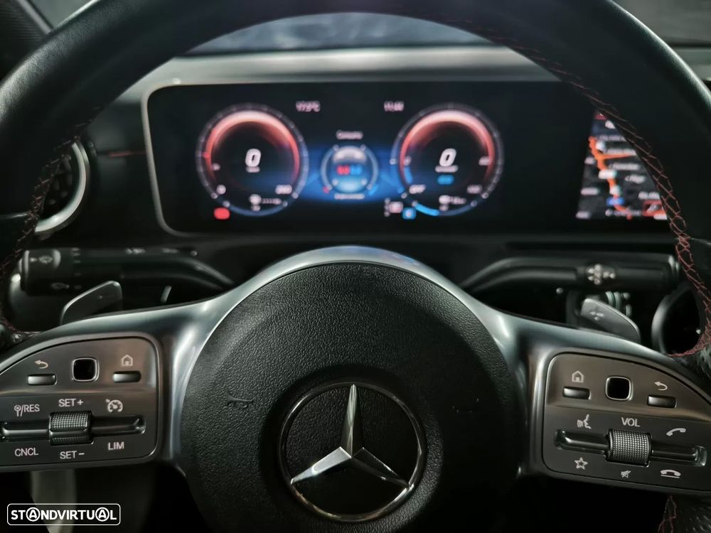 Mercedes-Benz A 250 Limousine e AMG Line - 42