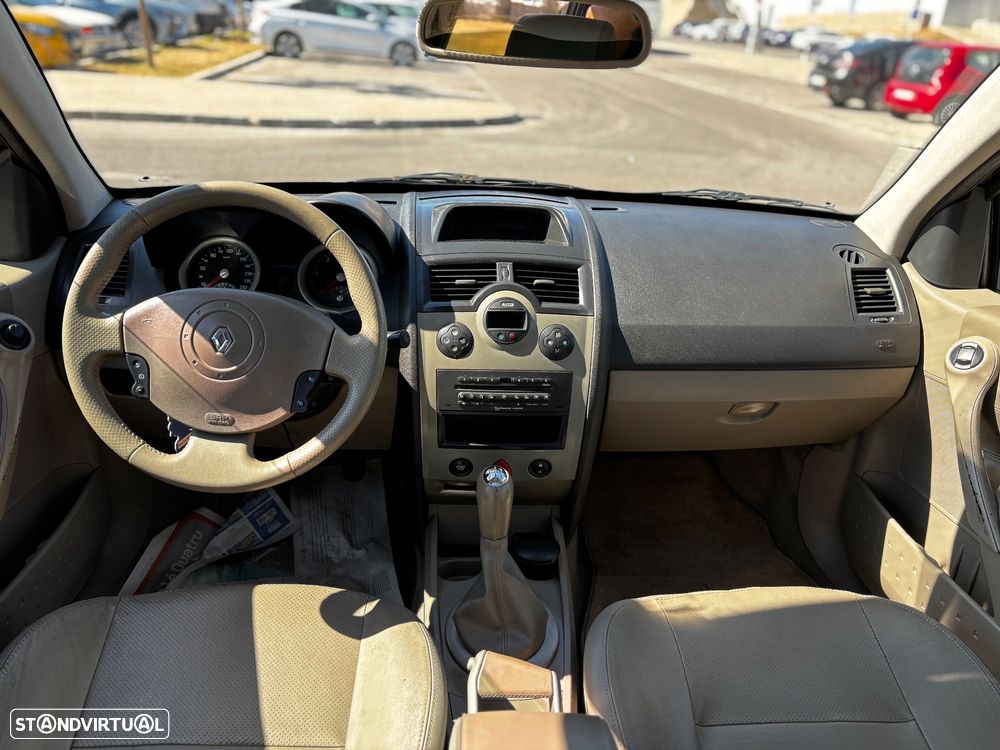 Renault Mégane 1.5 dCi Confort Dynamique - 9