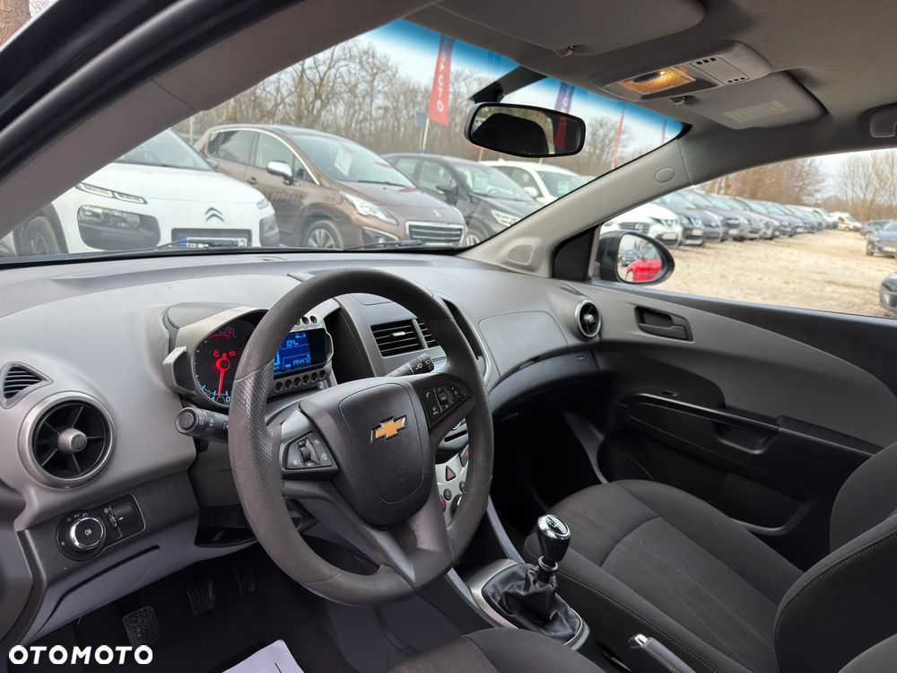 Chevrolet Aveo 1.2 LS+ - 21