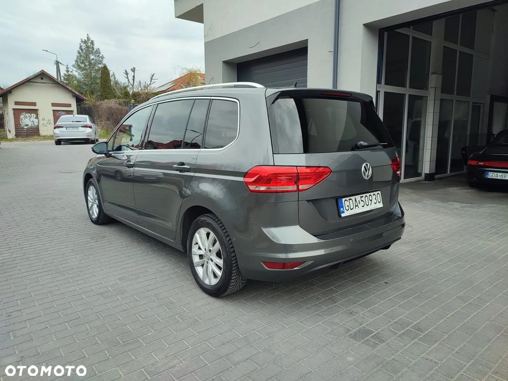 Volkswagen Touran 1.6 TDI SCR (BlueMotion Technology) DSG Comfortline - 4