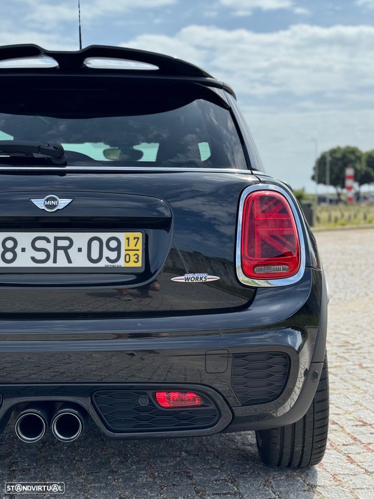 MINI 3 Portas John Cooper Works Auto Desportiva - 4