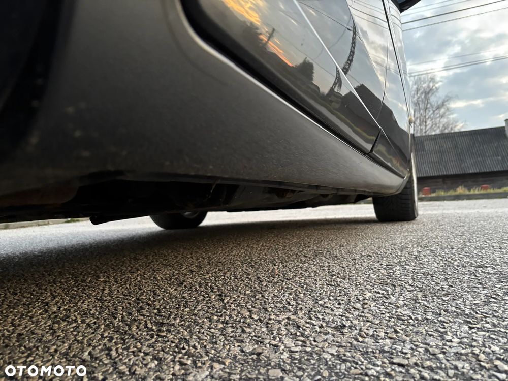 Volvo S60 2.4D Momentum - 32