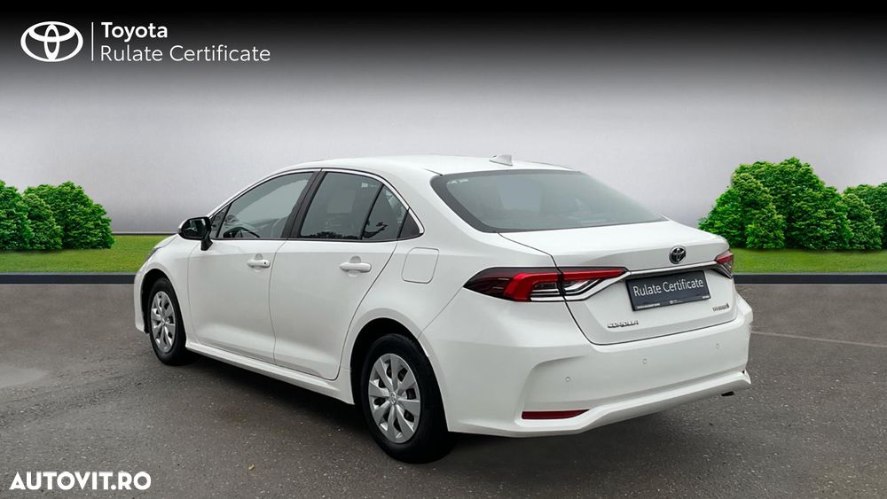 Toyota Corolla 1.8 HSD Business - 5