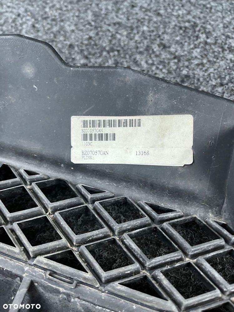 grill atrapa chłodnicy mercedes w906 sprinter zamiennik - 14