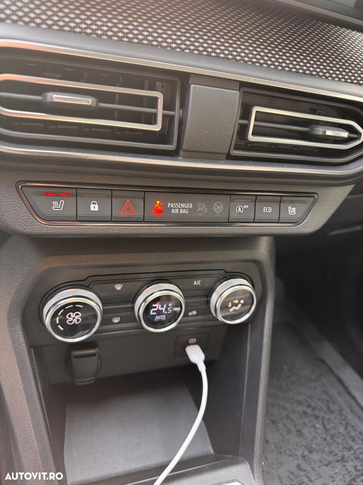 Dacia Logan TCe 90 MT6 Prestige - 24