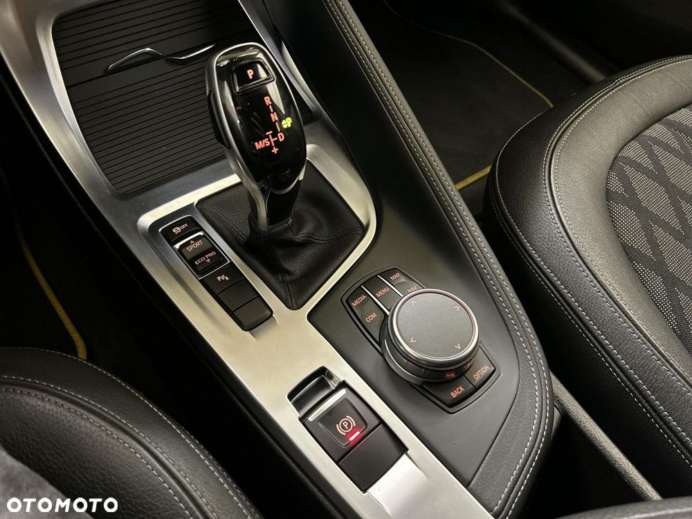 BMW X2 - 16