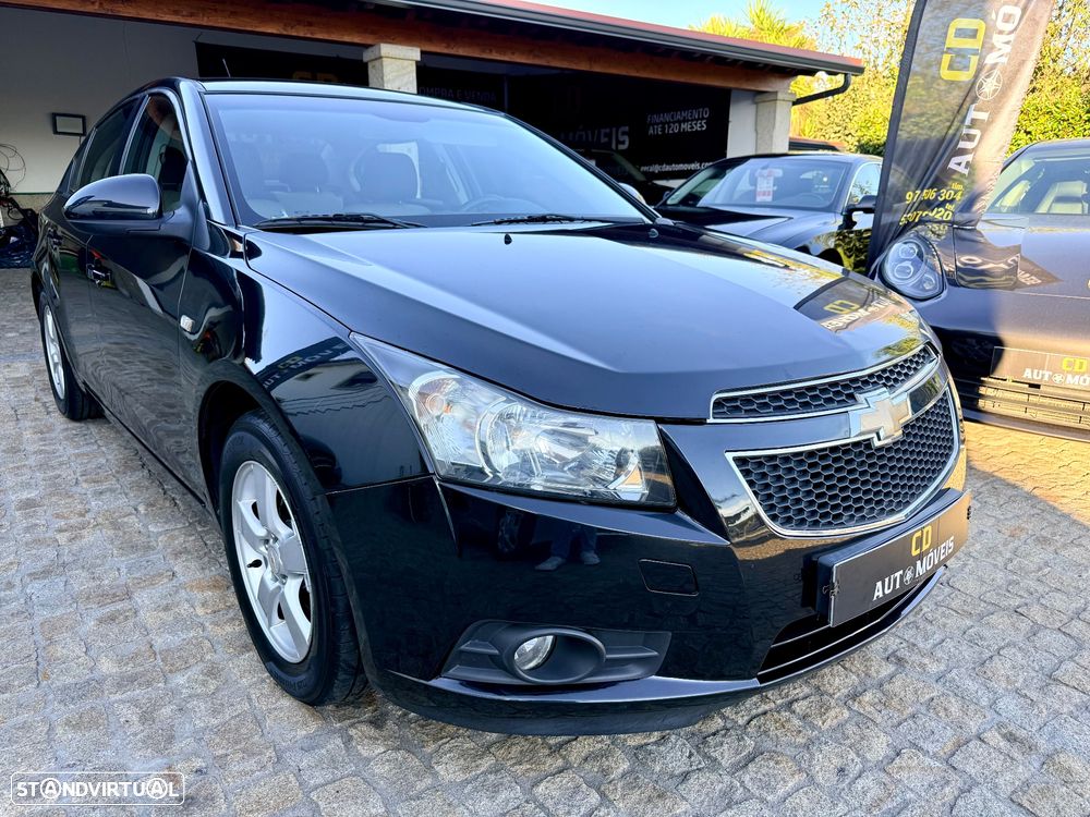 Chevrolet Cruze 1.6 LS - 30