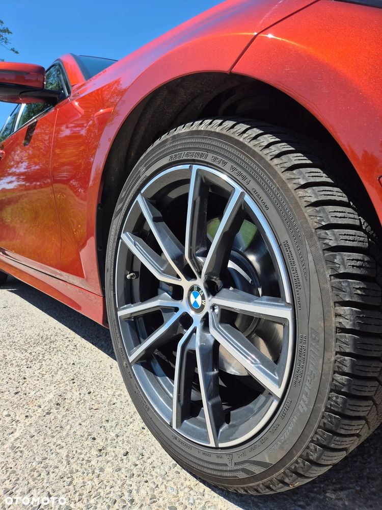 BMW Seria 3 330i xDrive Sport Line - 7