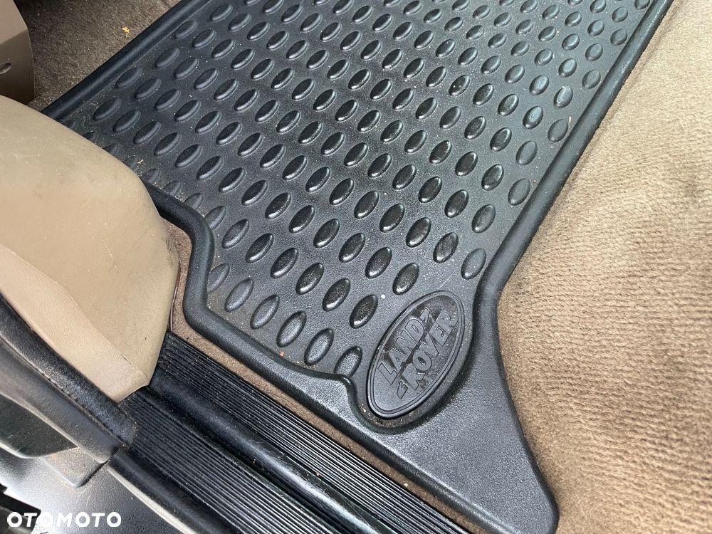 Land Rover Discovery - 22