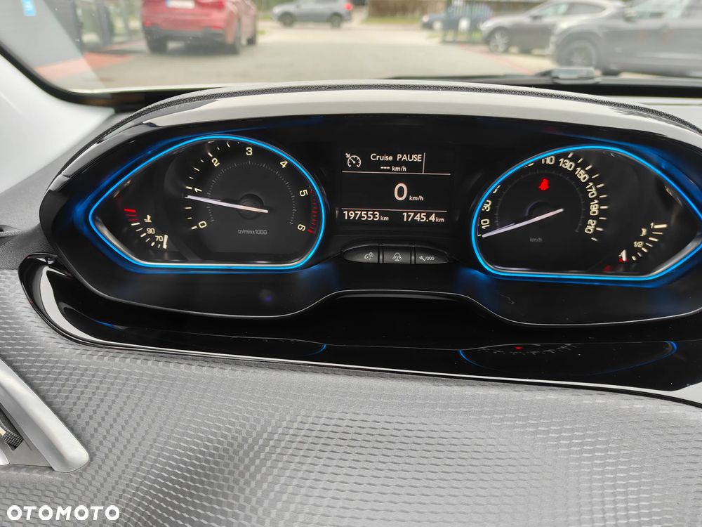 Peugeot 2008 e-HDi FAP 115 STOP & START Allure - 27