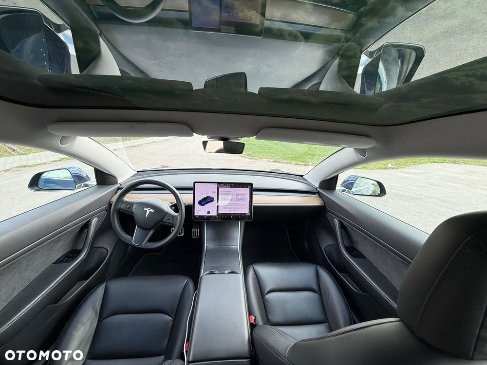Tesla Model 3 Standard Range Plus - 25