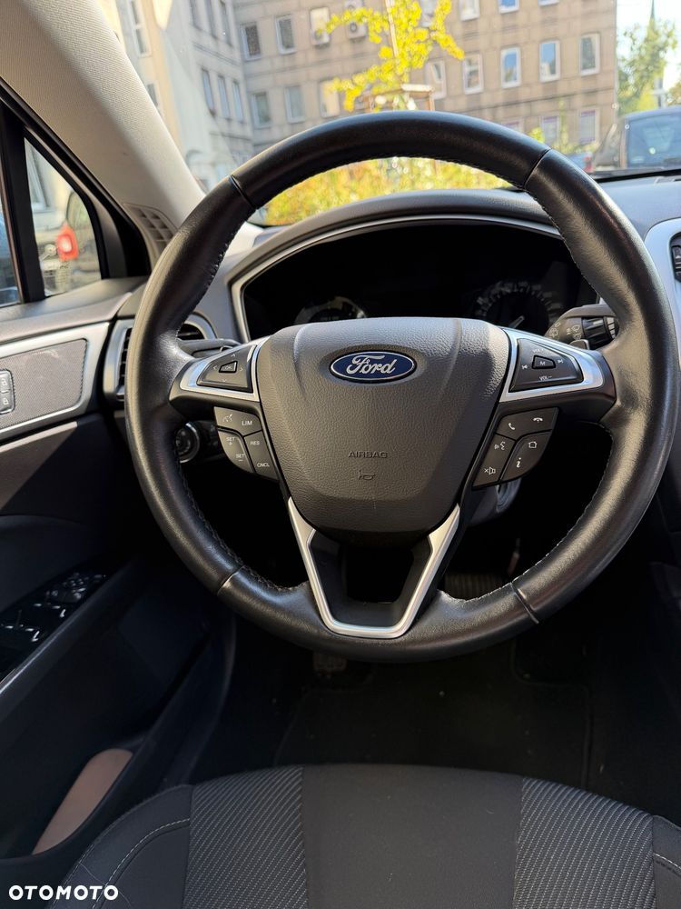 Ford Mondeo - 7