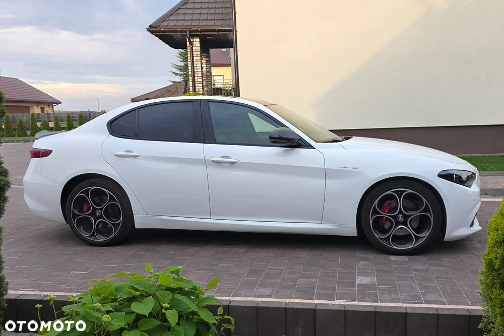 Alfa Romeo Giulia 2.0 Turbo Veloce Q4 - 25