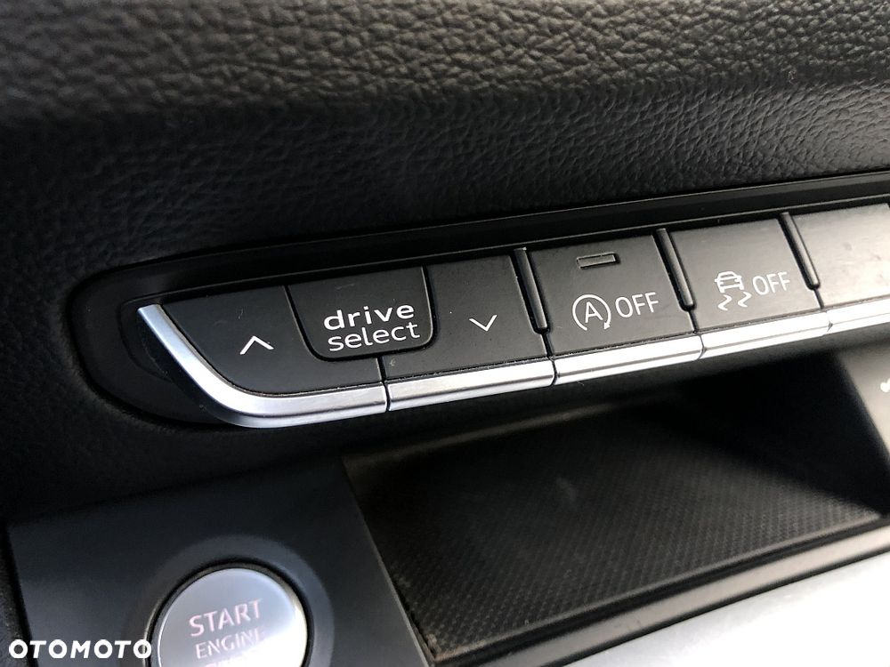 Audi Q5 35 TDI mHEV S tronic - 19