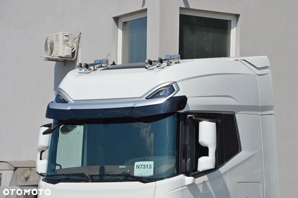 DAF XG+ 530 / ZF INTARDER / ALCANTARA /KLIMA POST. / FULL LED / PNEUMATYCZNY FOTEL PASAŻERA / WENT. FOTEL! - 3