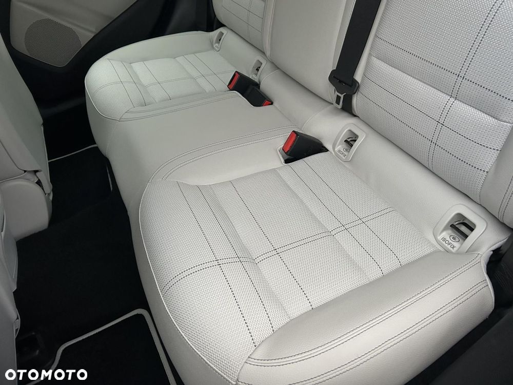 Mercedes-Benz Klasa A 180 7G-DCT - 15