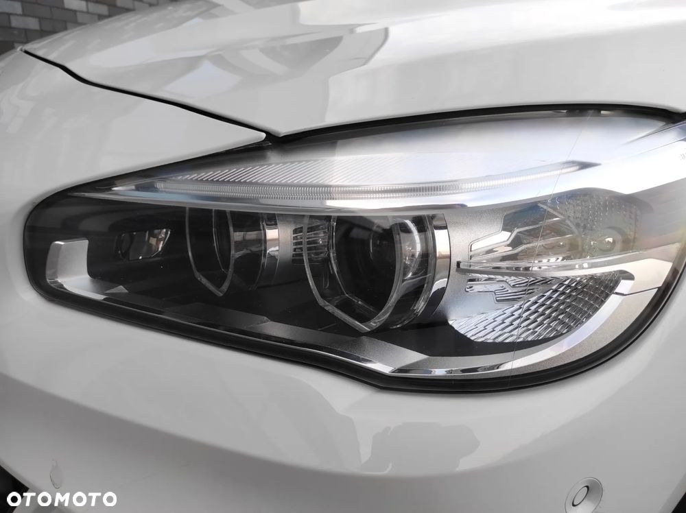 BMW Seria 2 218i M Sport - 9