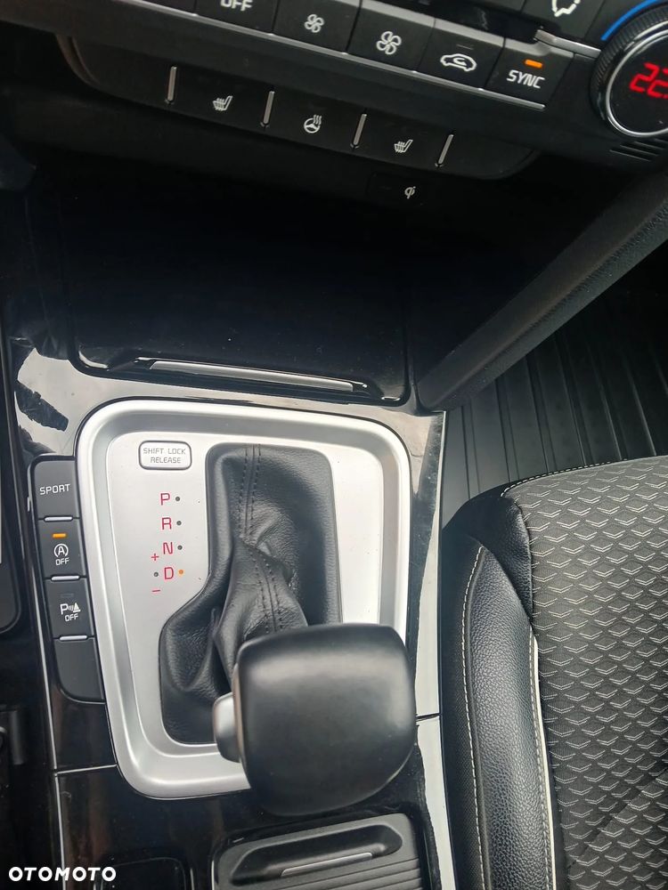 Kia XCeed - 35