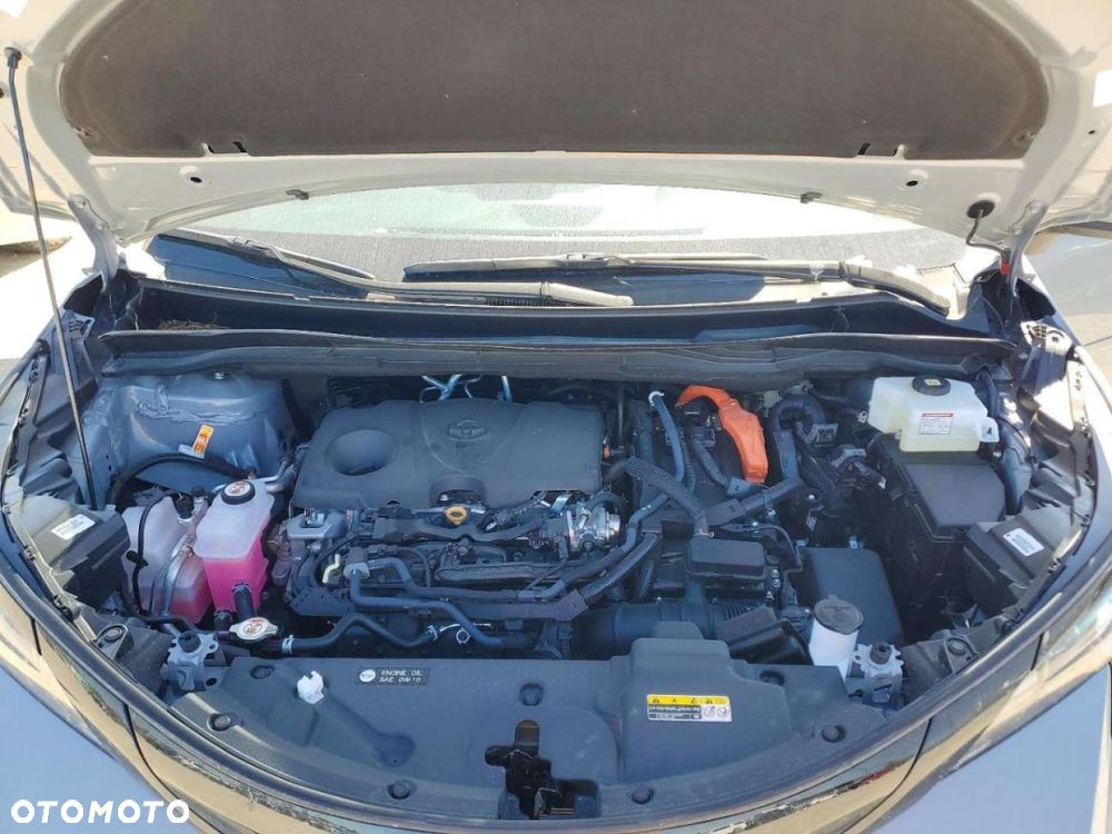 Toyota Sienna - 12