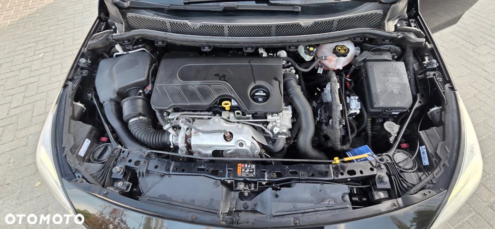Opel Astra 1.6 D Start/Stop Innovation - 38