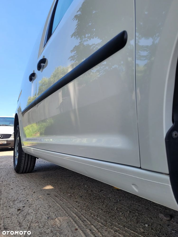Volkswagen Caddy - 19
