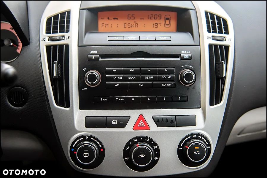 Kia Ceed 2.0 CVVT EX - 21