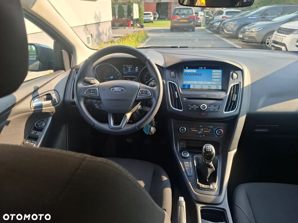 Ford Focus 1.0 EcoBoost 99g Trend - 10