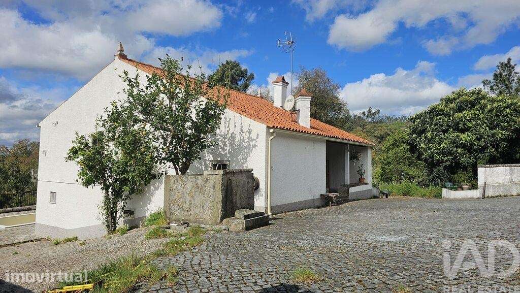 Casa de Campo T5 em Maçãs de Dona Maria de 229 m2 - Grande imagem: 2/40