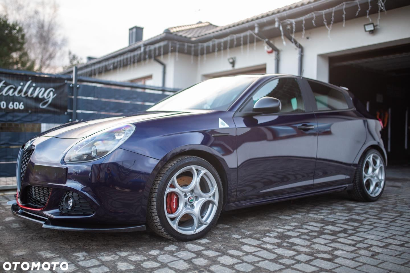 Alfa Romeo Giulietta 1750 TBi Quadrifoglio Verde - 11
