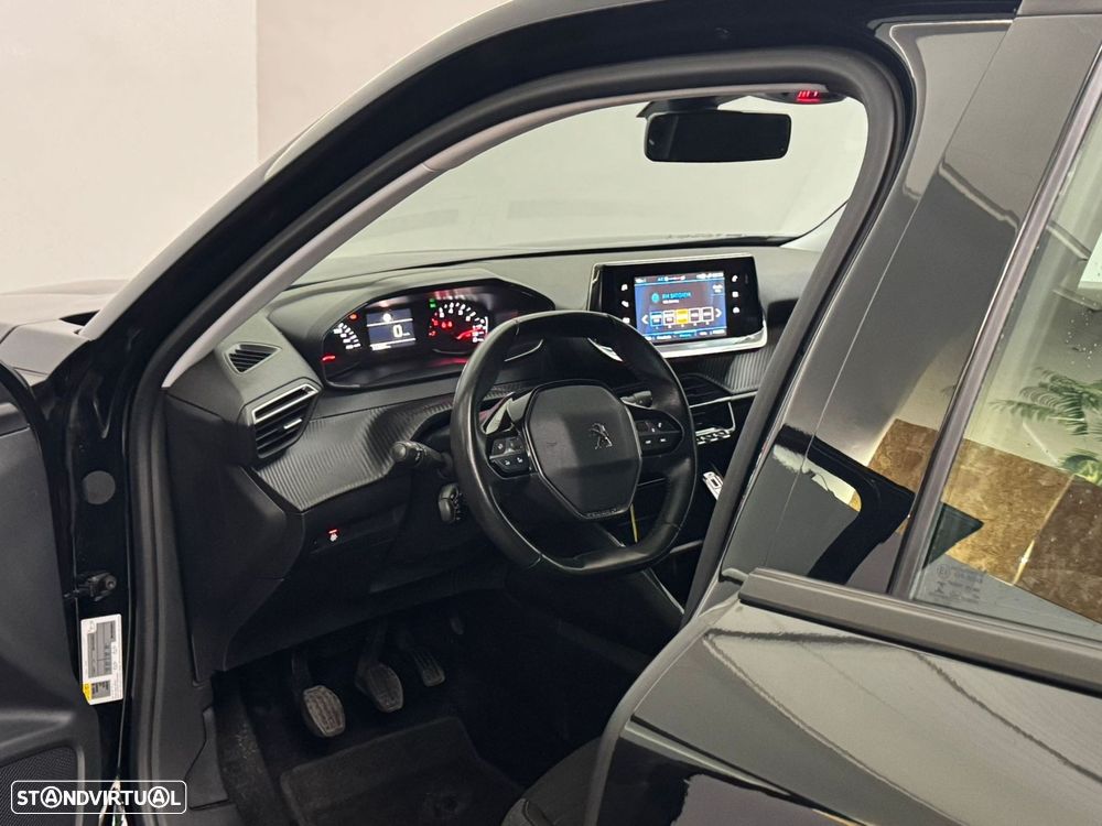 Peugeot 2008 1.2 PureTech Active Pack - 23