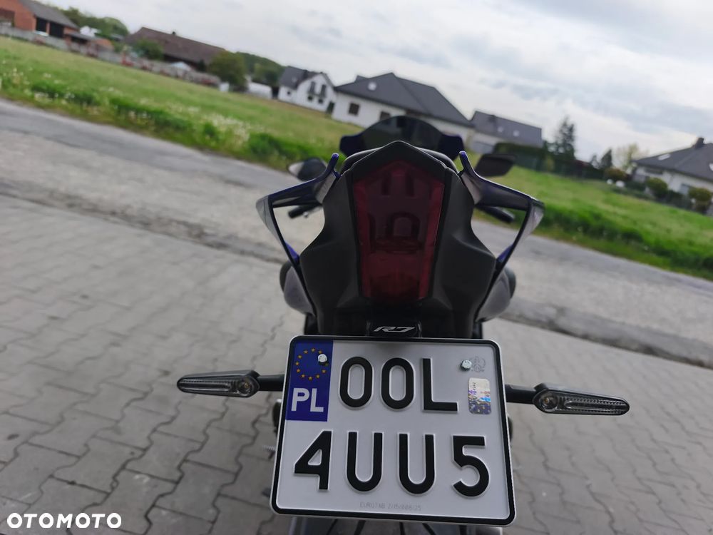 Yamaha R7 - 17