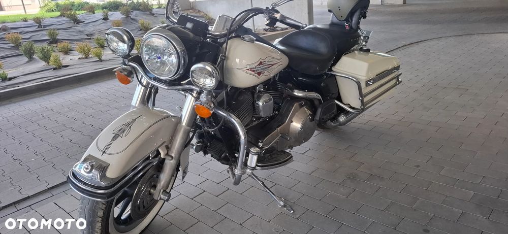 Harley-Davidson Touring Road King - 2